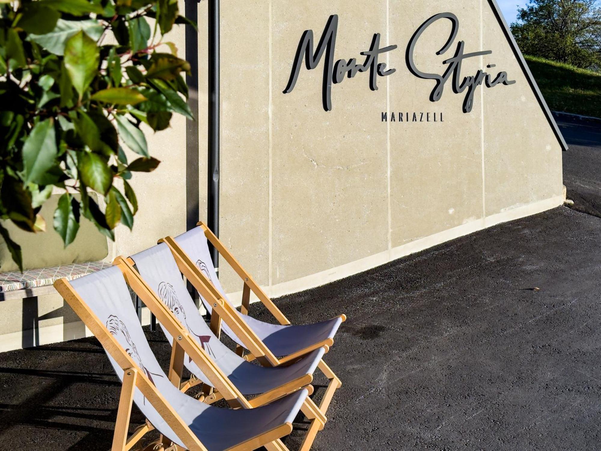 Hideaway Hotel Montestyria Chalets & Suiten Mariazell Exteriör bild